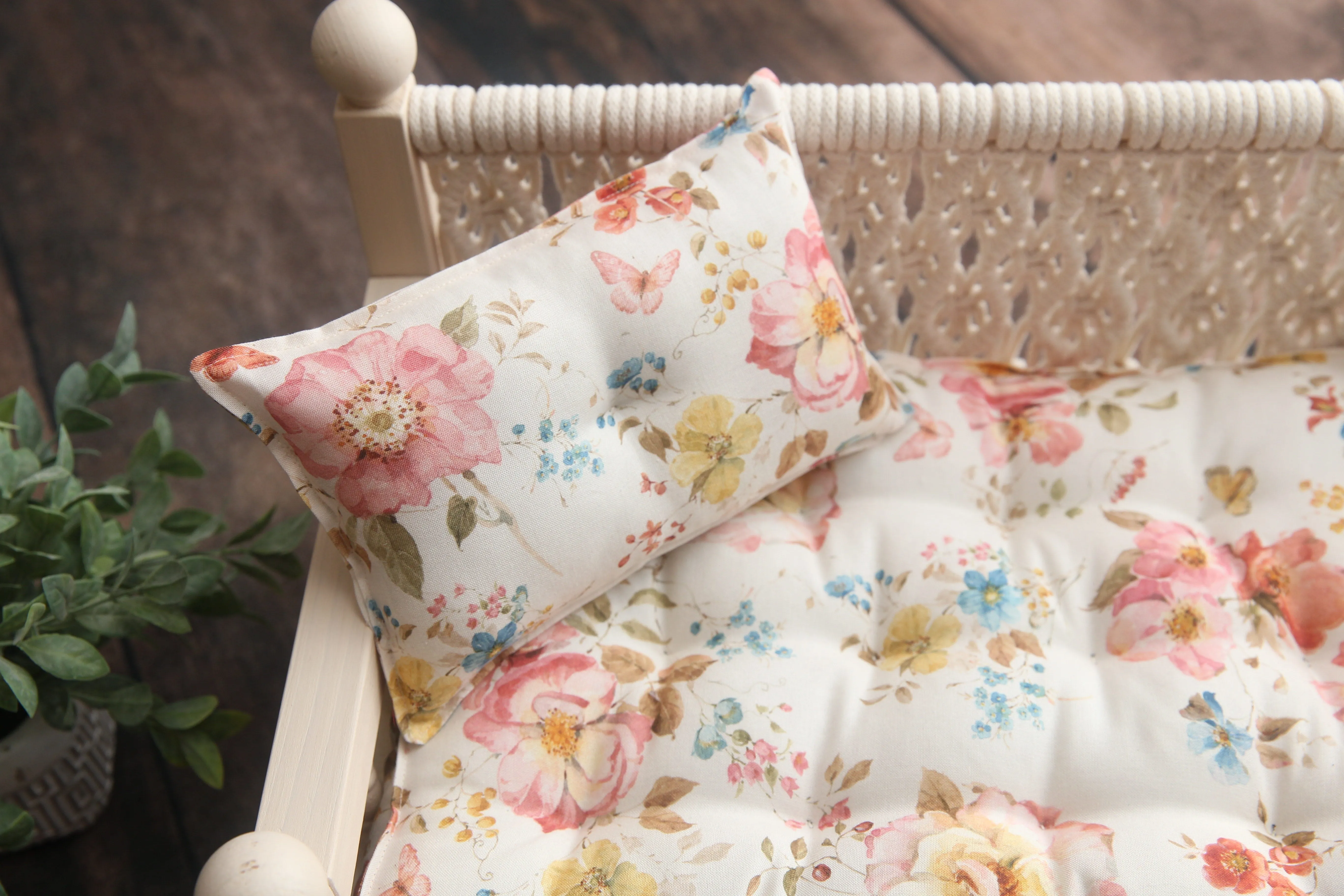 Made to Order- Briley Studio Essentials- LARGE PRINT Countryside Floral- Newborn Mattress SET