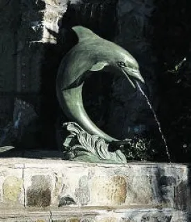 Single Verdigris Patina Dolphin Fountain – Medium – Ocean-Inspired Water Feature