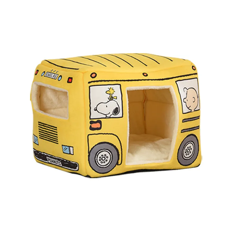 Snoopy Print Pet House