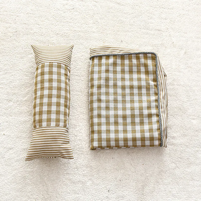 Thick Plaid Pet Mat